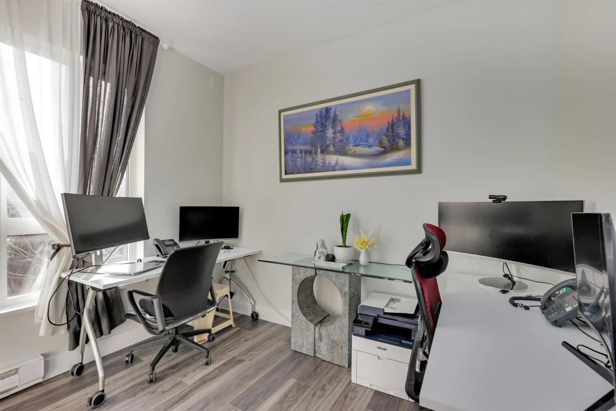 Family Room Photo of 50 160 Pembina Street, New Westminster, BC