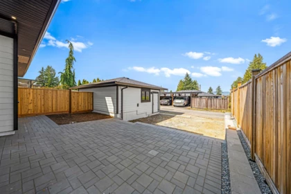 Front Yard Photo of 7633 Rosewood Street, Burnaby, BC