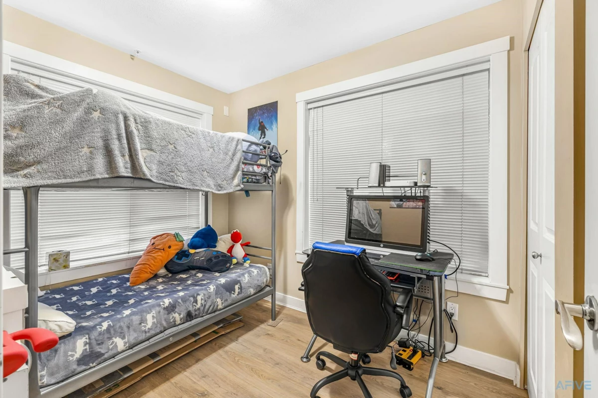 Primary Bedroom Photo of 11 7428 14th Avenue, Burnaby, BC
