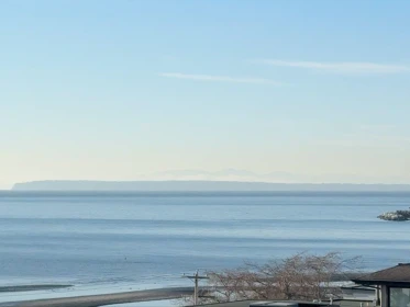406 15621 Marine Drive, White Rock, BC