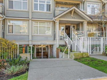 Hot Tub / Spa Photo of 406 15621 Marine Drive, White Rock, BC