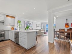 406 15621 Marine Drive, White Rock, BC