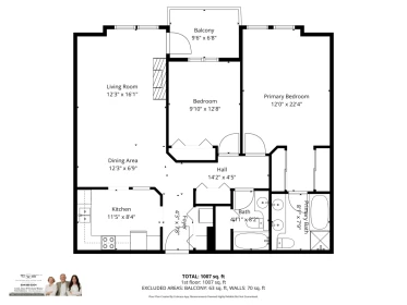Family Room Photo of 205 1929 154 Street, Surrey, BC