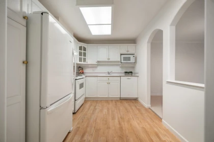 Kitchen Photo of 205 1929 154 Street, Surrey, BC