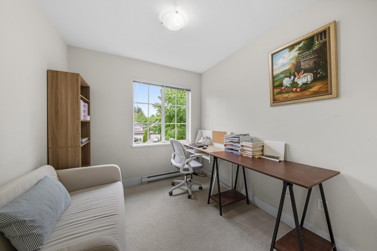 Loft / Bonus Room Photo of 4 3399 151 Street, Surrey, BC