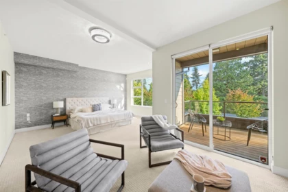 Powder Room Photo of 209 13585 16 Avenue, Surrey, BC