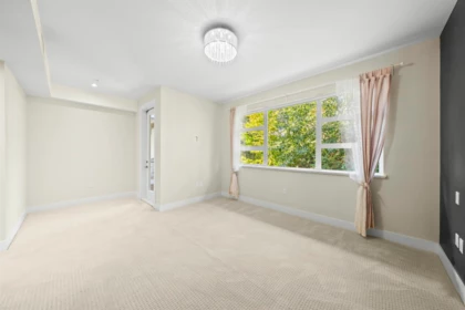 Staircase Photo of 209 13585 16 Avenue, Surrey, BC