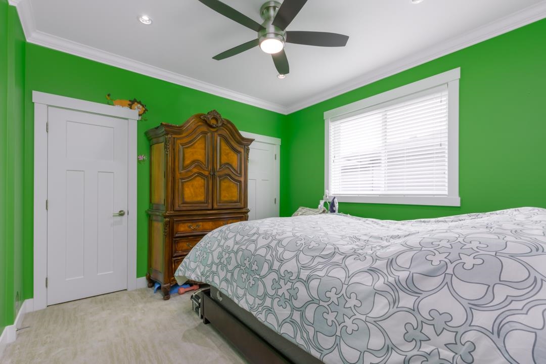 Laundry Room Photo of 39188 Cardinal Drive, Squamish, BC