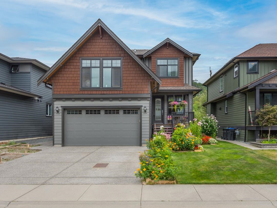 Outdoor Deck Photo of 39188 Cardinal Drive, Squamish, BC