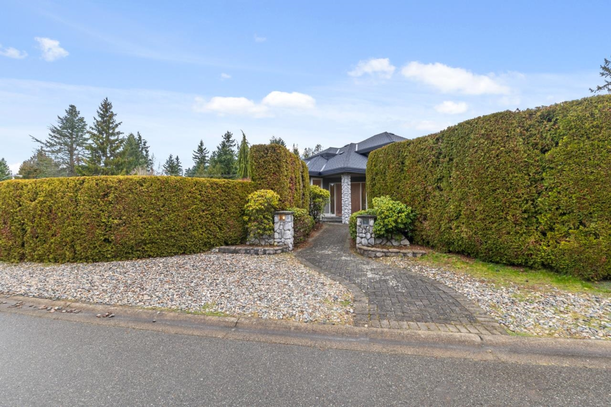 Fitness Center Photo Near 2376 134 Street, Surrey, BC