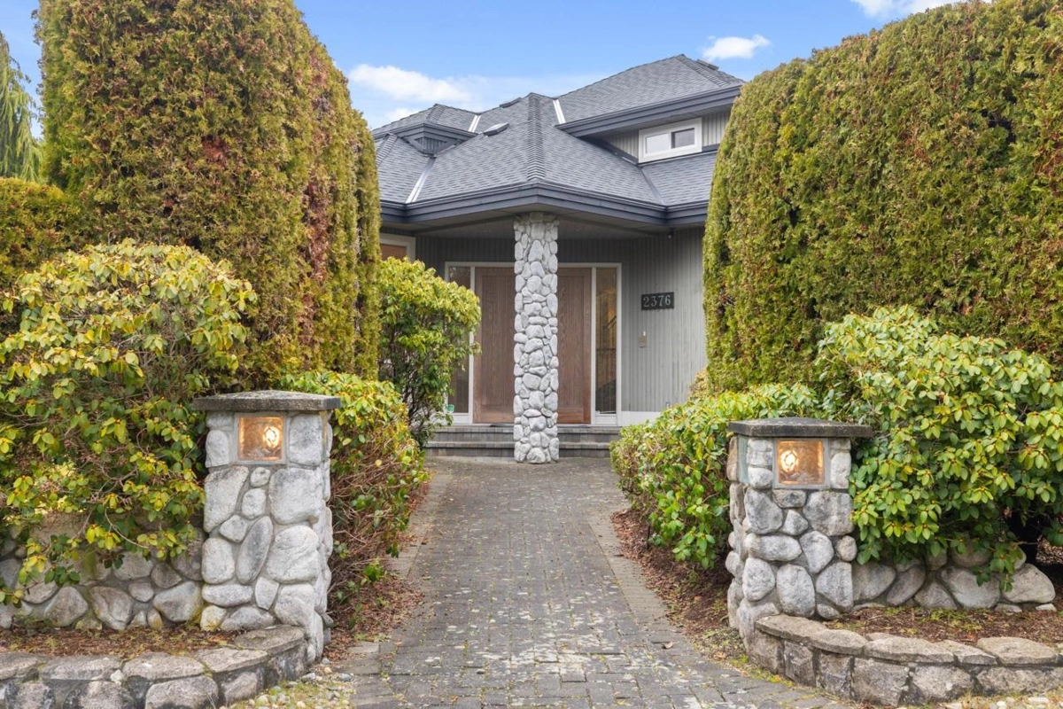 Living Room Photo of 2376 134 Street, Surrey, BC
