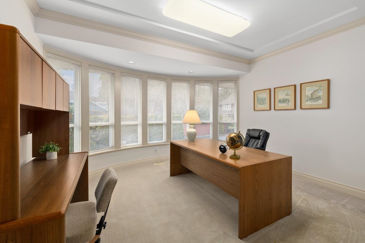 Staircase Photo of 2376 134 Street, Surrey, BC