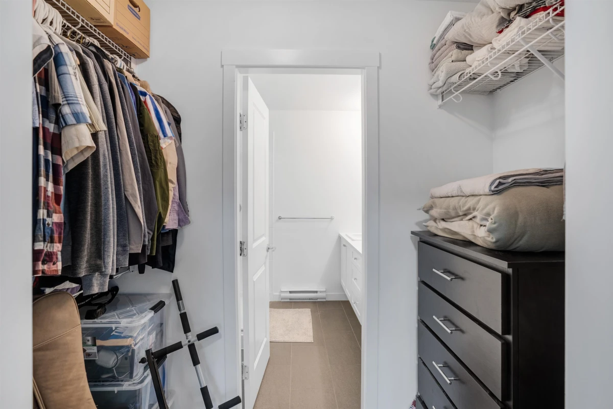 Mudroom Photo of 608 15825 85 Avenue, Surrey, BC