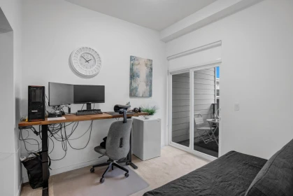 Hallway Photo of 608 15825 85 Avenue, Surrey, BC