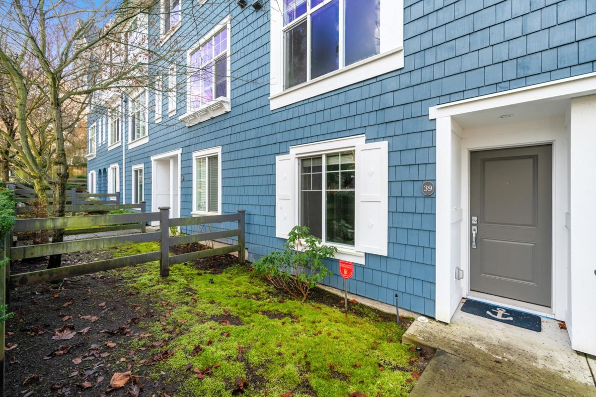 Bedroom 3 Photo of 39 15268 28 Avenue, Surrey, BC