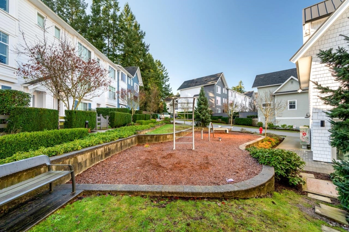 Guest Bathroom Photo of 39 15268 28 Avenue, Surrey, BC