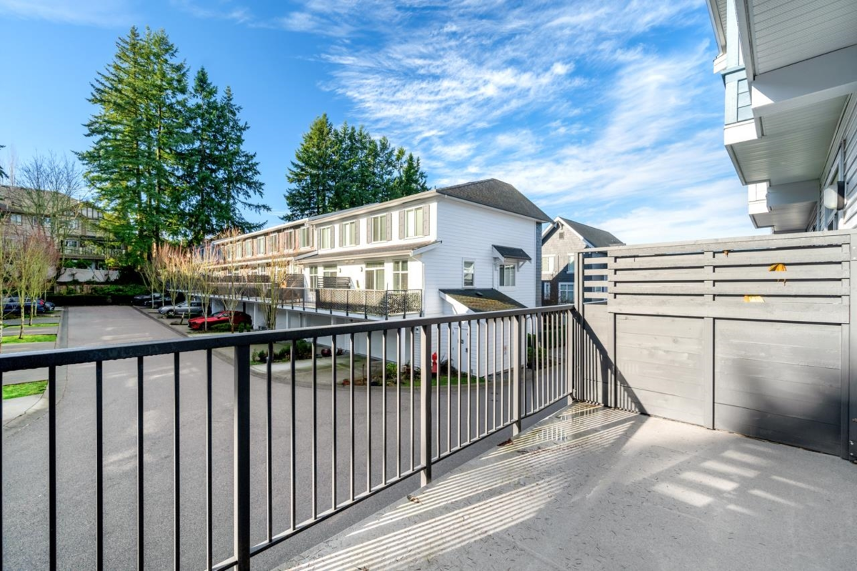 Primary Bathroom Photo of 39 15268 28 Avenue, Surrey, BC
