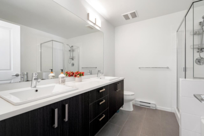 Kitchen Photo of 39 15268 28 Avenue, Surrey, BC