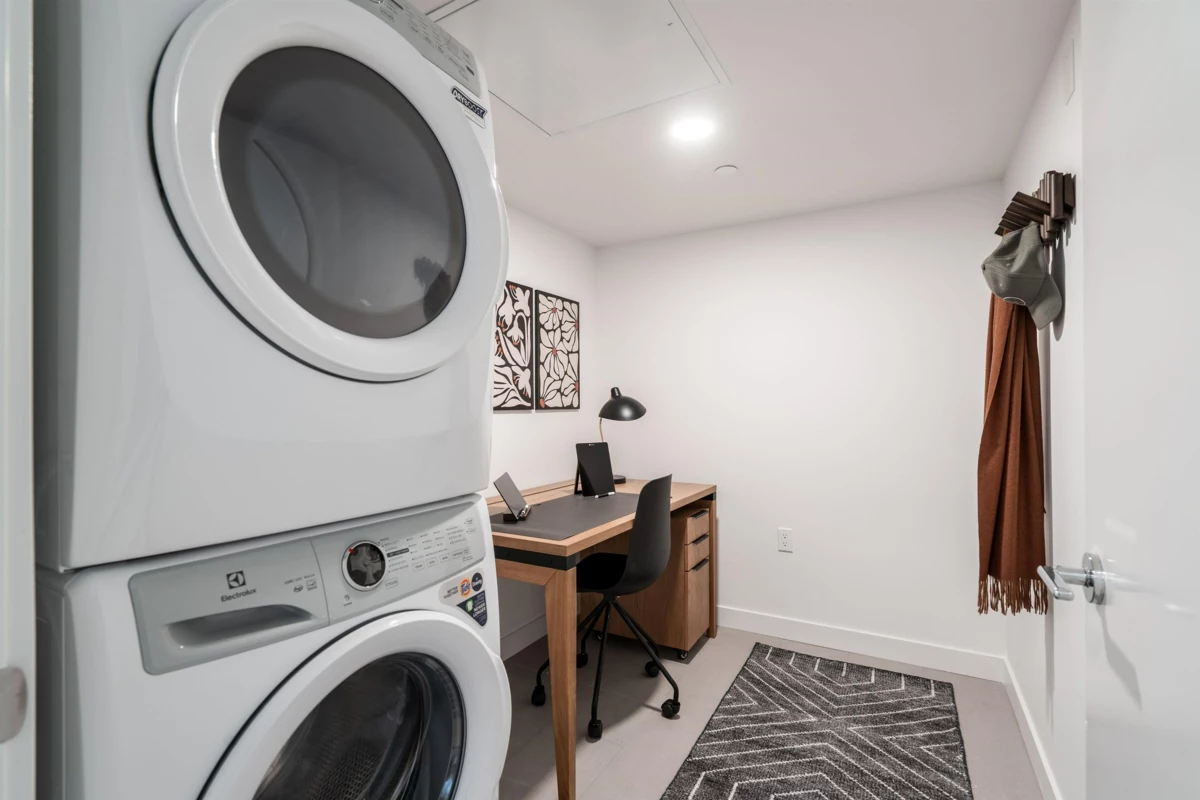 Backyard Photo of 202 2419 Grant Street, Vancouver, BC