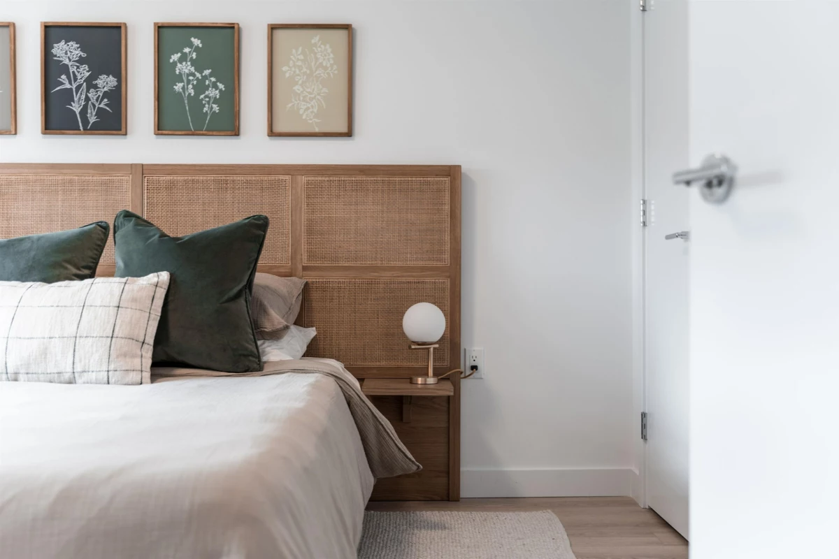 Basement Recreation Room Photo of 202 2419 Grant Street, Vancouver, BC