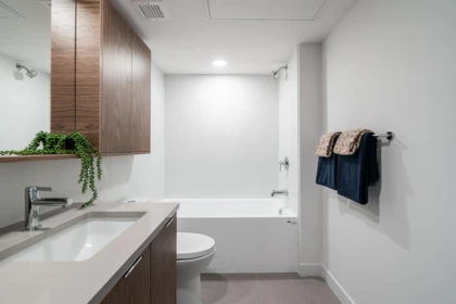 Entry Foyer Photo of 202 2419 Grant Street, Vancouver, BC