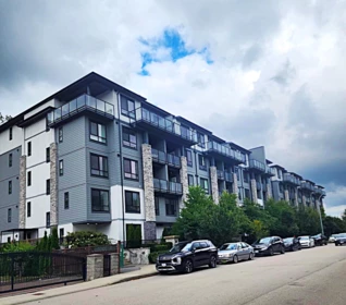 409 15351 101 Avenue, Surrey, BC