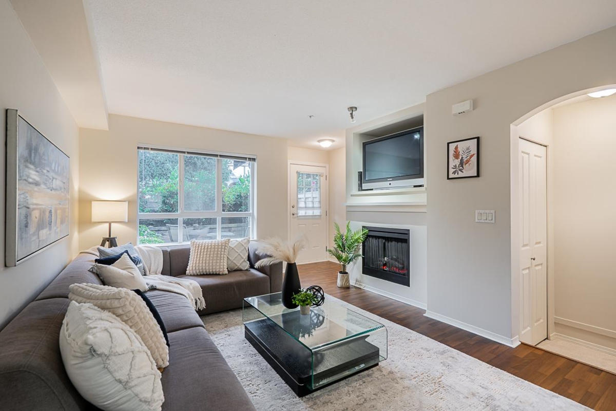 Family Room Photo of 148 6747 203rd Street, Langley, BC