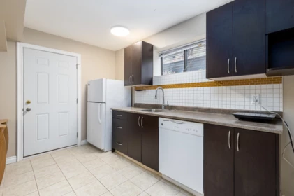 Basement Recreation Room Photo of 2055 Lion Court, Abbotsford, BC
