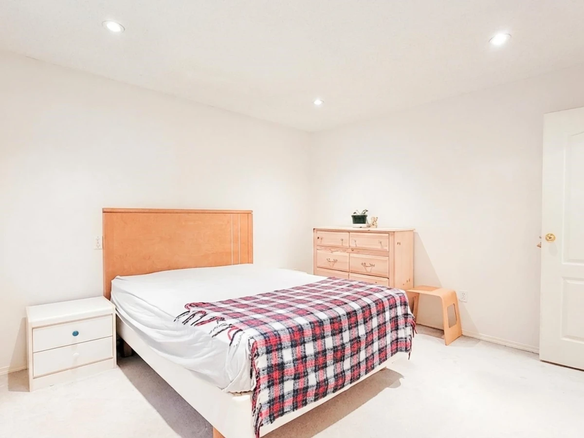 Basement Recreation Room Photo of 2519 Penshurst Court, Coquitlam, BC