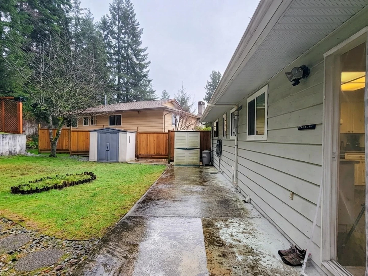 Garden / Landscaping Photo of 2519 Penshurst Court, Coquitlam, BC