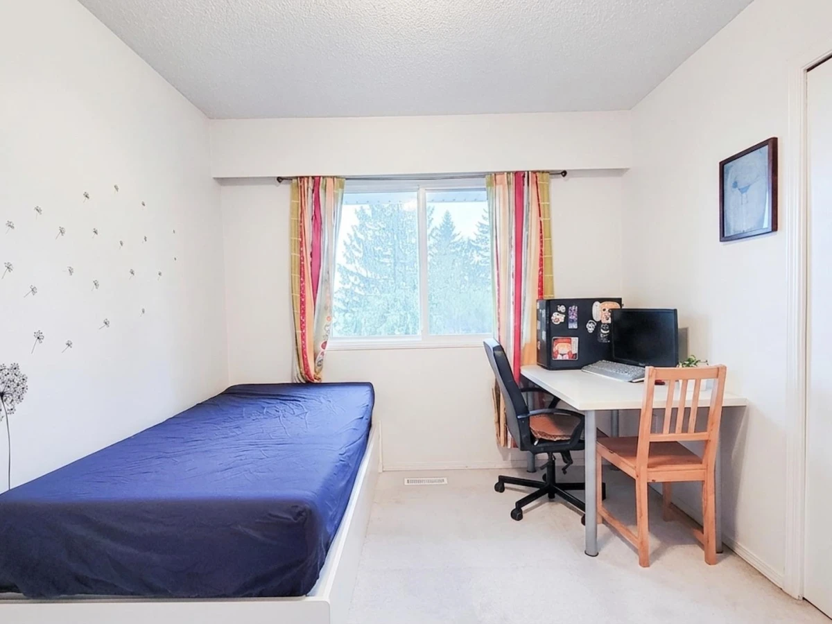Hallway Photo of 2519 Penshurst Court, Coquitlam, BC