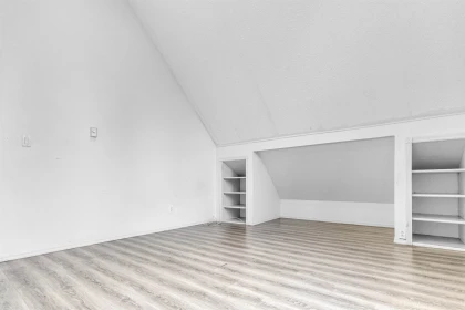 Walk-In Closet Photo of 6726 133 Street, Surrey, BC
