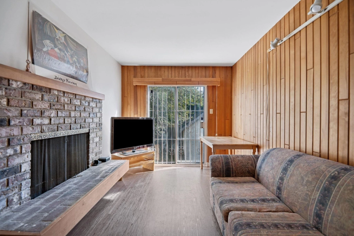Dining Area Photo of 4470 Osler Street, Vancouver, BC