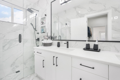 Laundry Room Photo of 2581 Terminal Court, Abbotsford, BC
