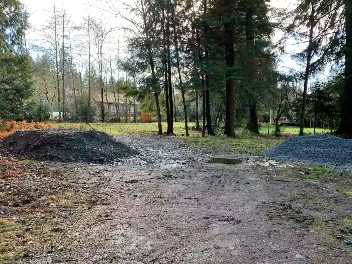 Walk-In Closet Photo of 2490 Leggett Drive, Anmore, BC
