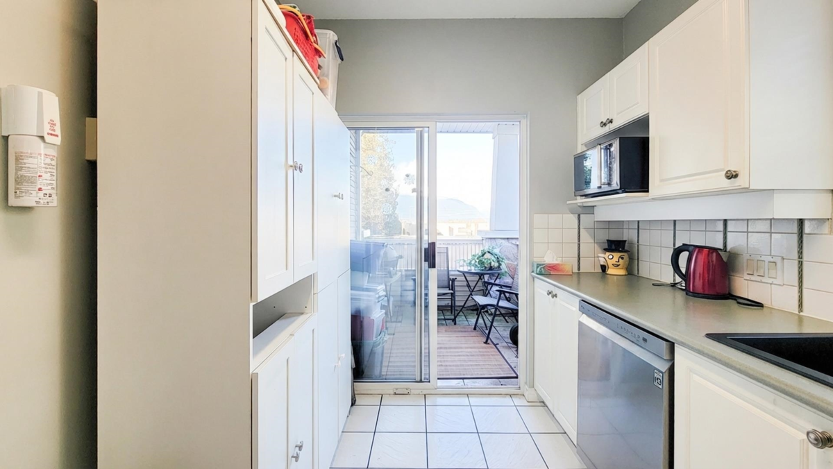 Primary Bedroom Photo of 202 19091 Mcmyn Road, Pitt Meadows, BC