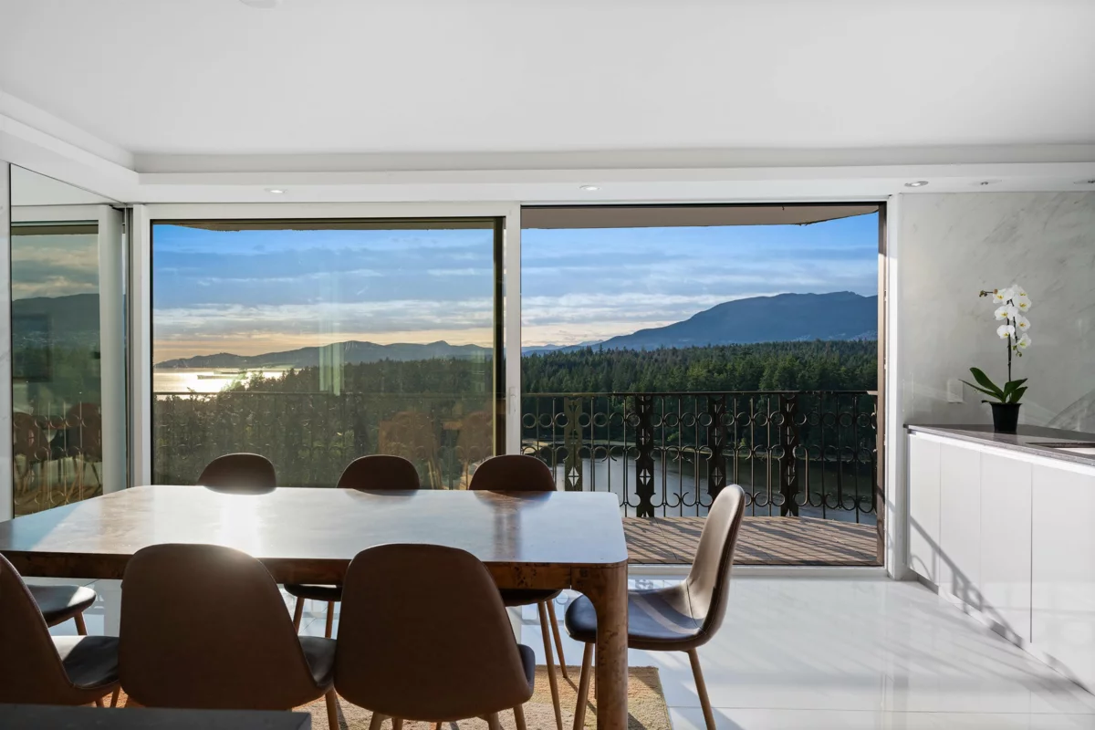 Loft / Bonus Room Photo of 1501 845 Chilco Street, Vancouver, BC