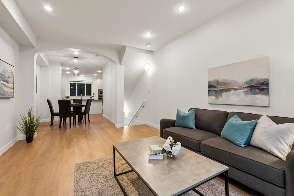 Family Room Photo of 36 288 171 Street, Surrey, BC