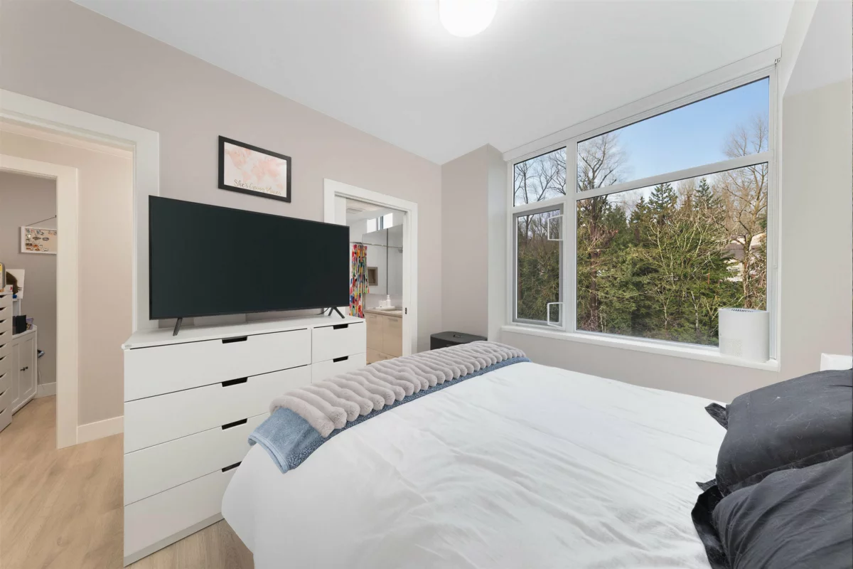 Pantry Photo of 613 3451 Sawmill Crescent, Vancouver, BC