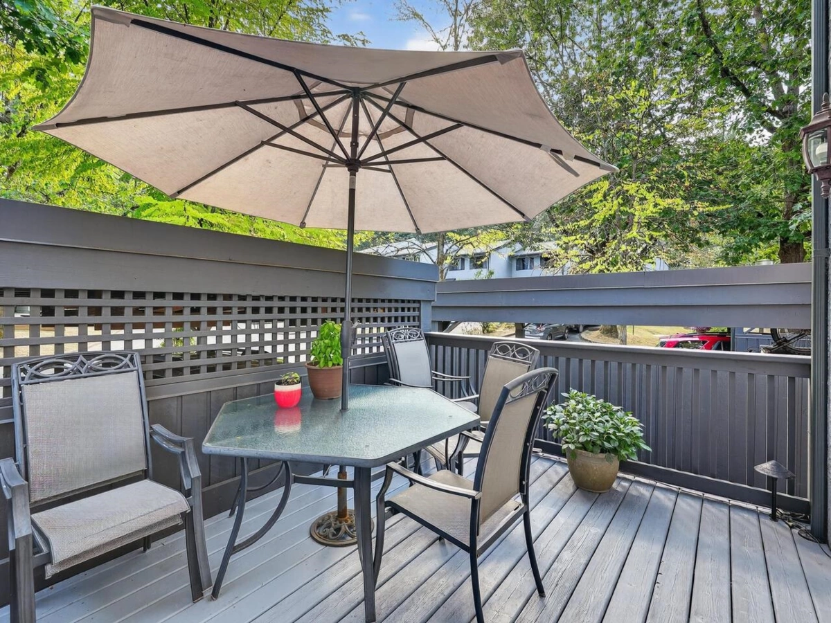 Basement Recreation Room Photo of 162 James Road, Port Moody, BC