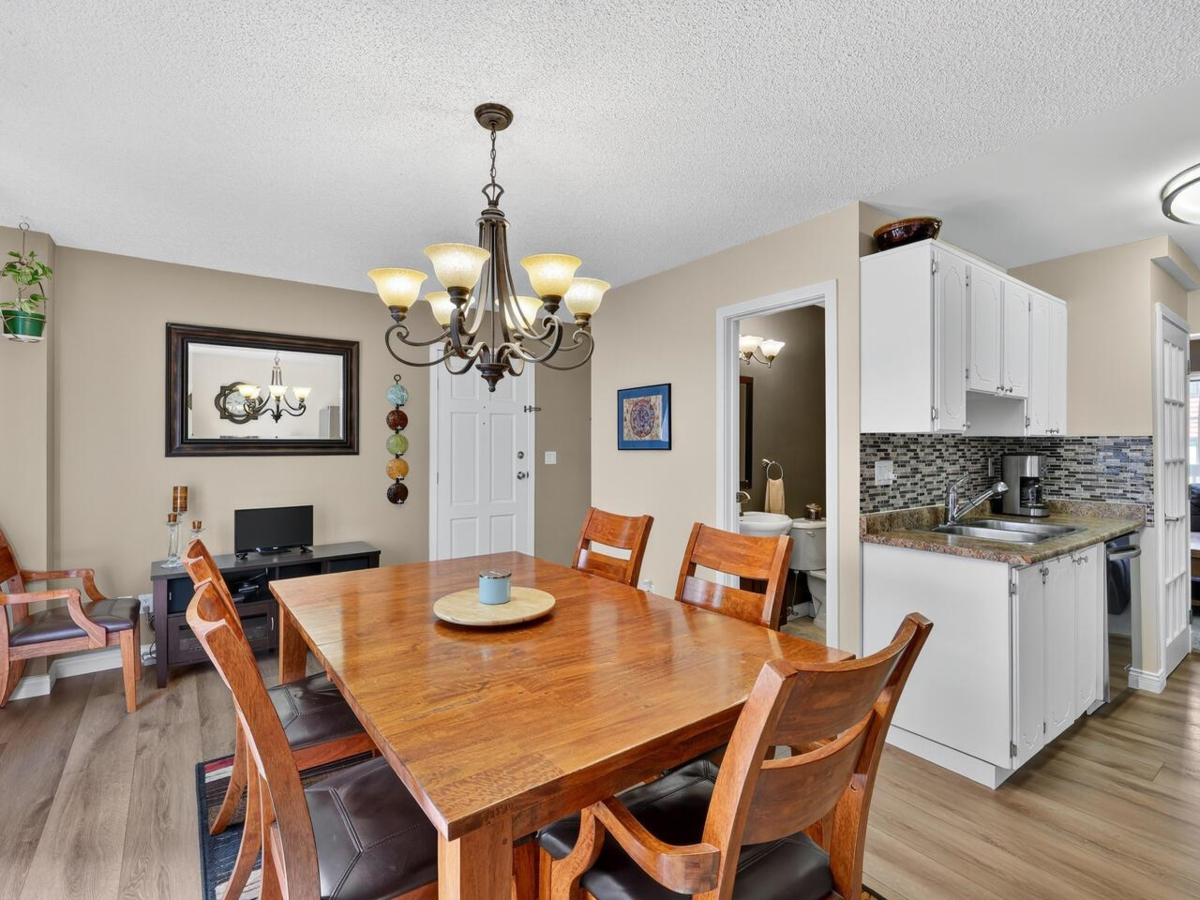 Family Room Photo of 162 James Road, Port Moody, BC