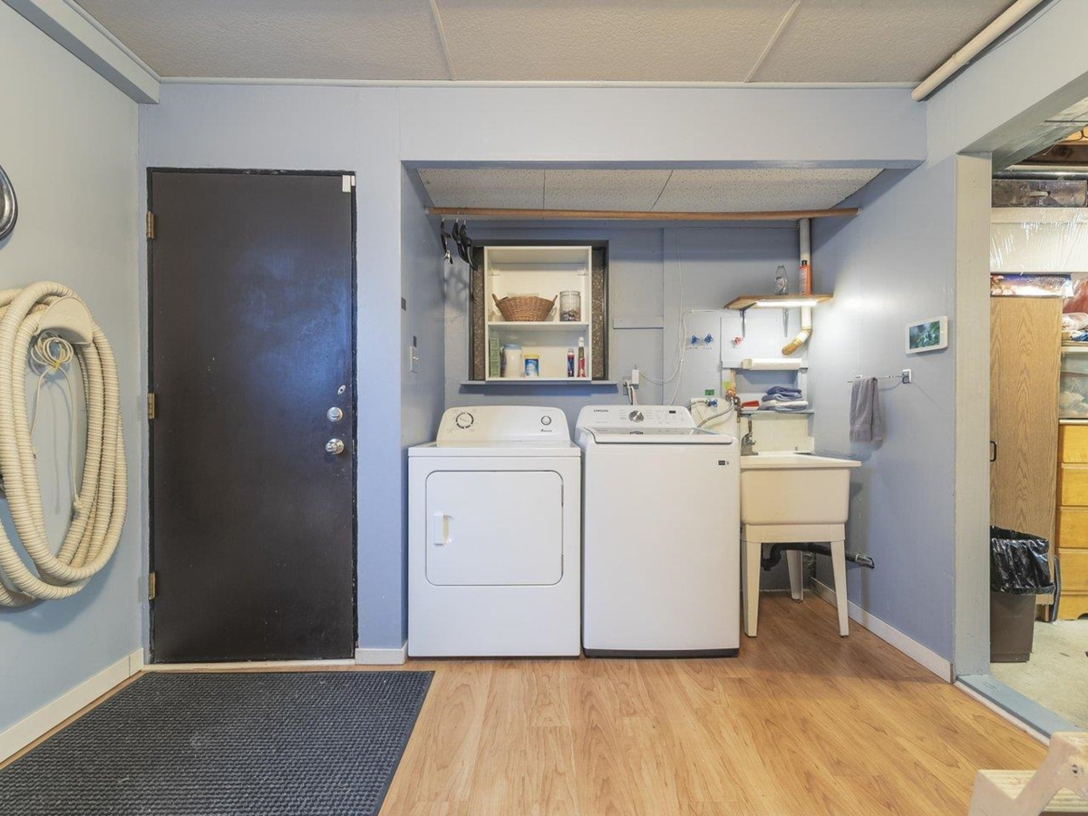 Aerial View of 324 W 28th Street, North Vancouver, BC