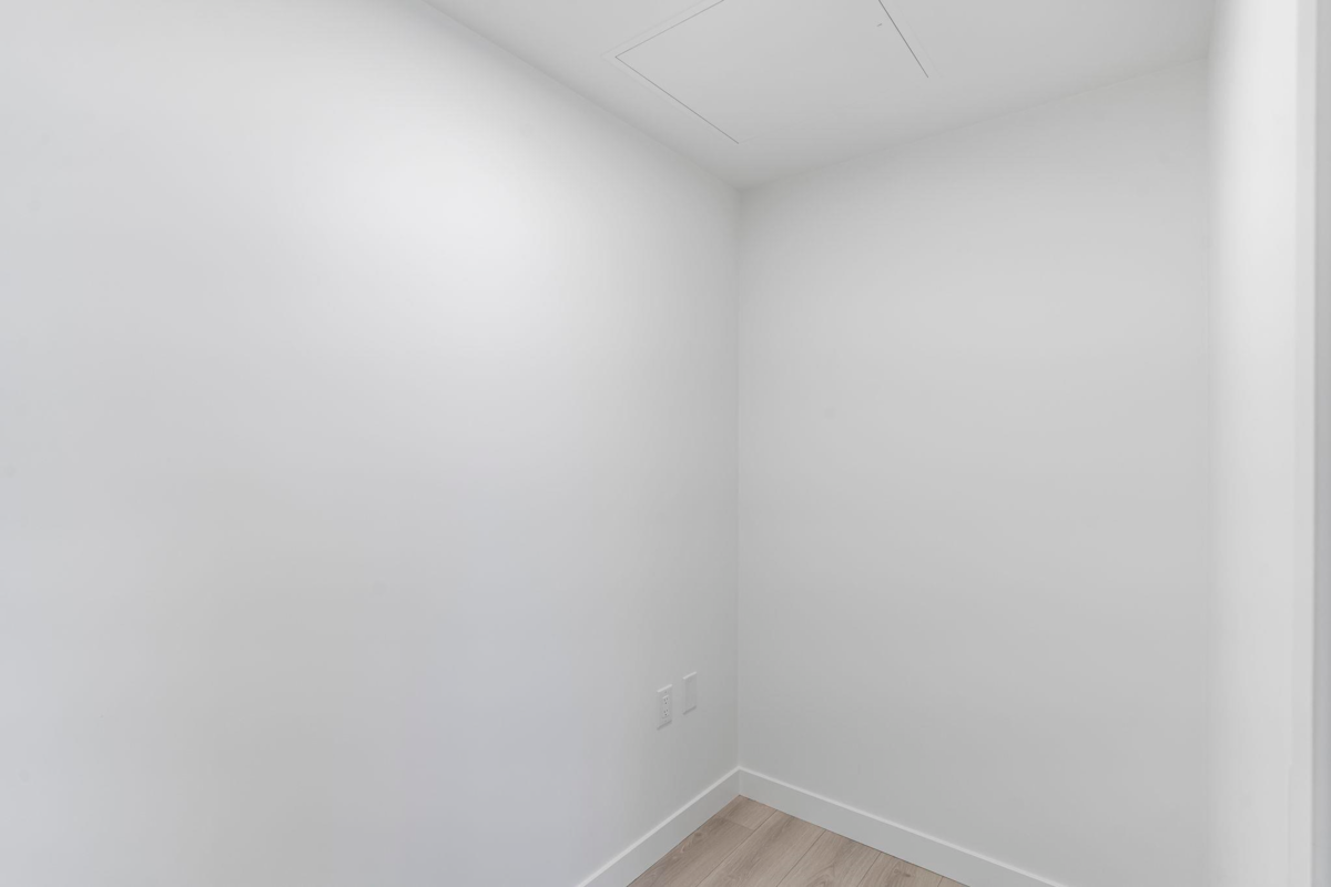 Entry Foyer Photo of 801 20065 85 Avenue, Langley, BC