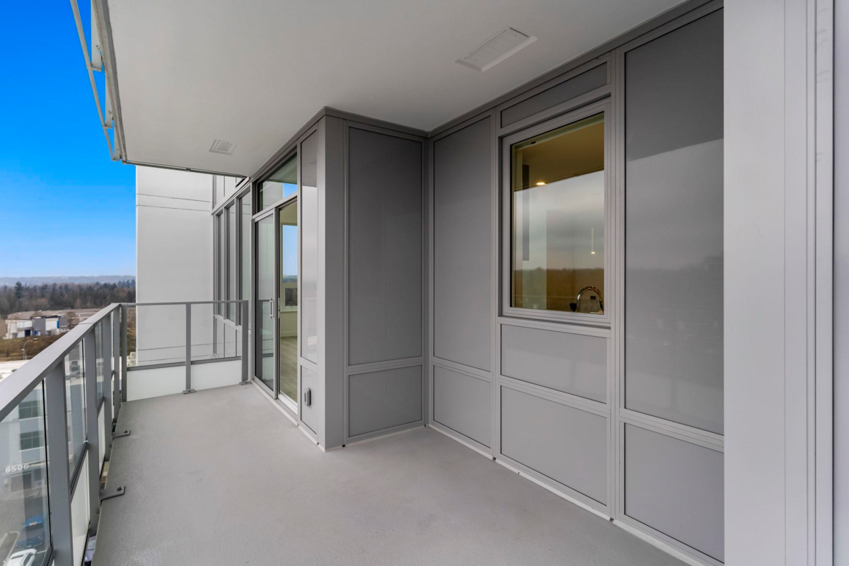 Outdoor Deck Photo of 801 20065 85 Avenue, Langley, BC