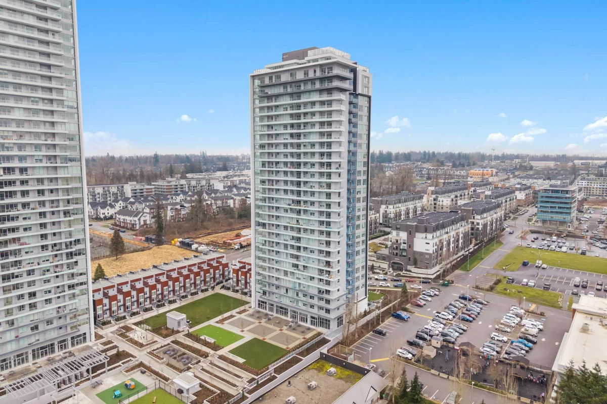 Swimming Pool Photo of 801 20065 85 Avenue, Langley, BC