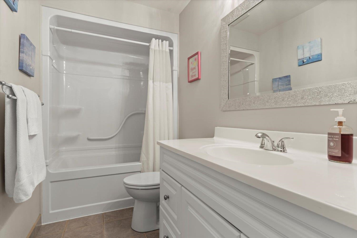 Basement Recreation Room Photo of 205 7435 Shaw Avenue, Chilliwack, BC