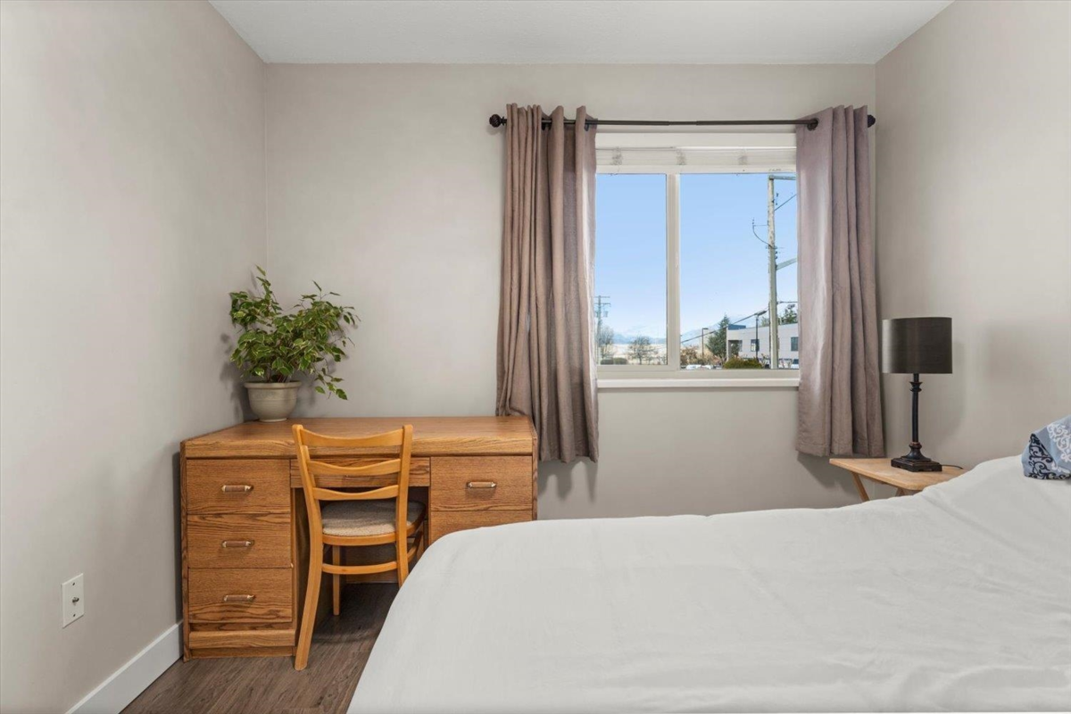 Bedroom 2 Photo of 205 7435 Shaw Avenue, Chilliwack, BC