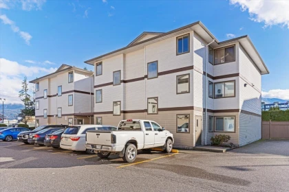 205 7435 Shaw Avenue, Chilliwack, BC, Chilliwack — Apartment/Condo for sale