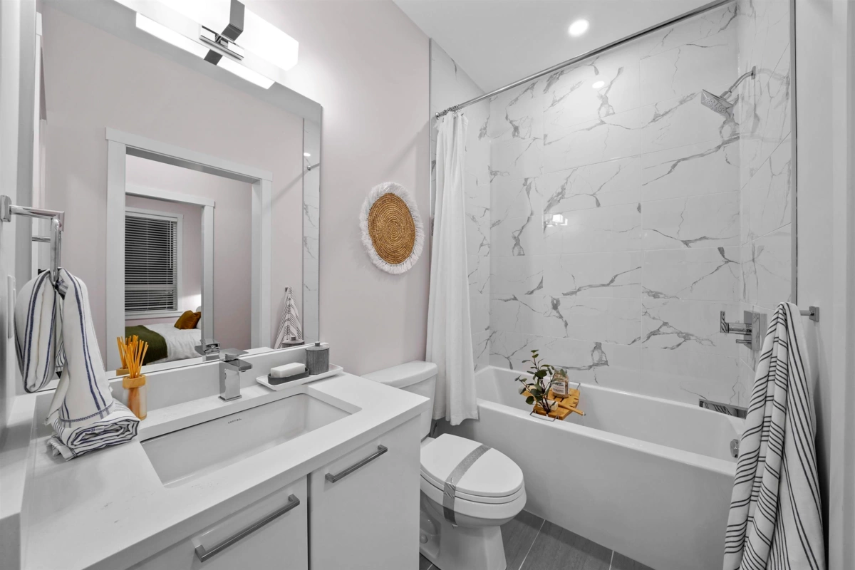 Dining Area Photo of 403 7375 Horne Street, Mission, BC