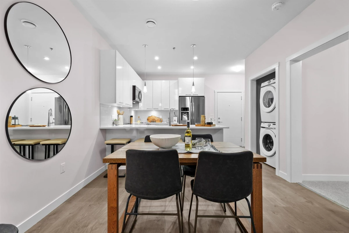 Family Room Photo of 403 7375 Horne Street, Mission, BC